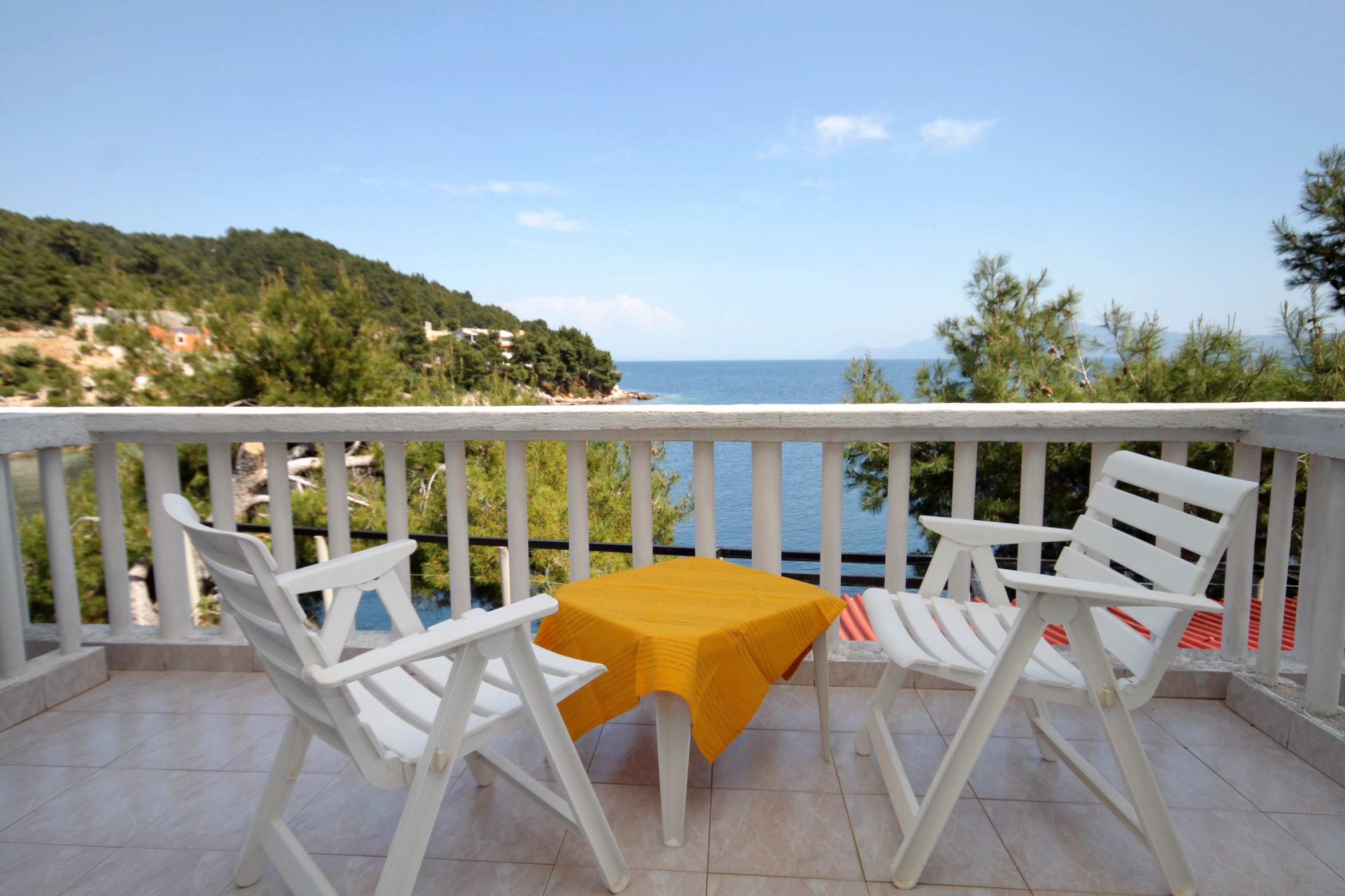 Four bedroom apartment with terrace and sea view Cove Torac, Hvar  A-a
