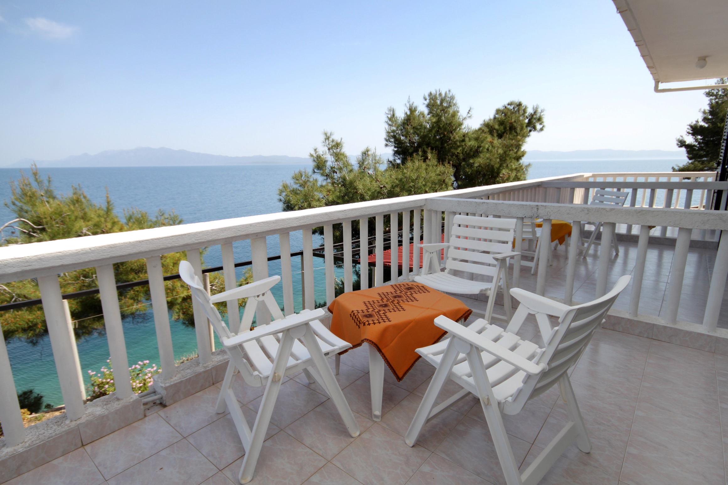 Four bedroom apartment with terrace and sea view Cove Torac, Hvar  A-a