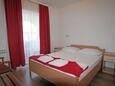 Ložnice 1 Vinjerac, Ložnice 1 v ubytování typu apartment, domácí mazlíčci povoleni a WiFi.