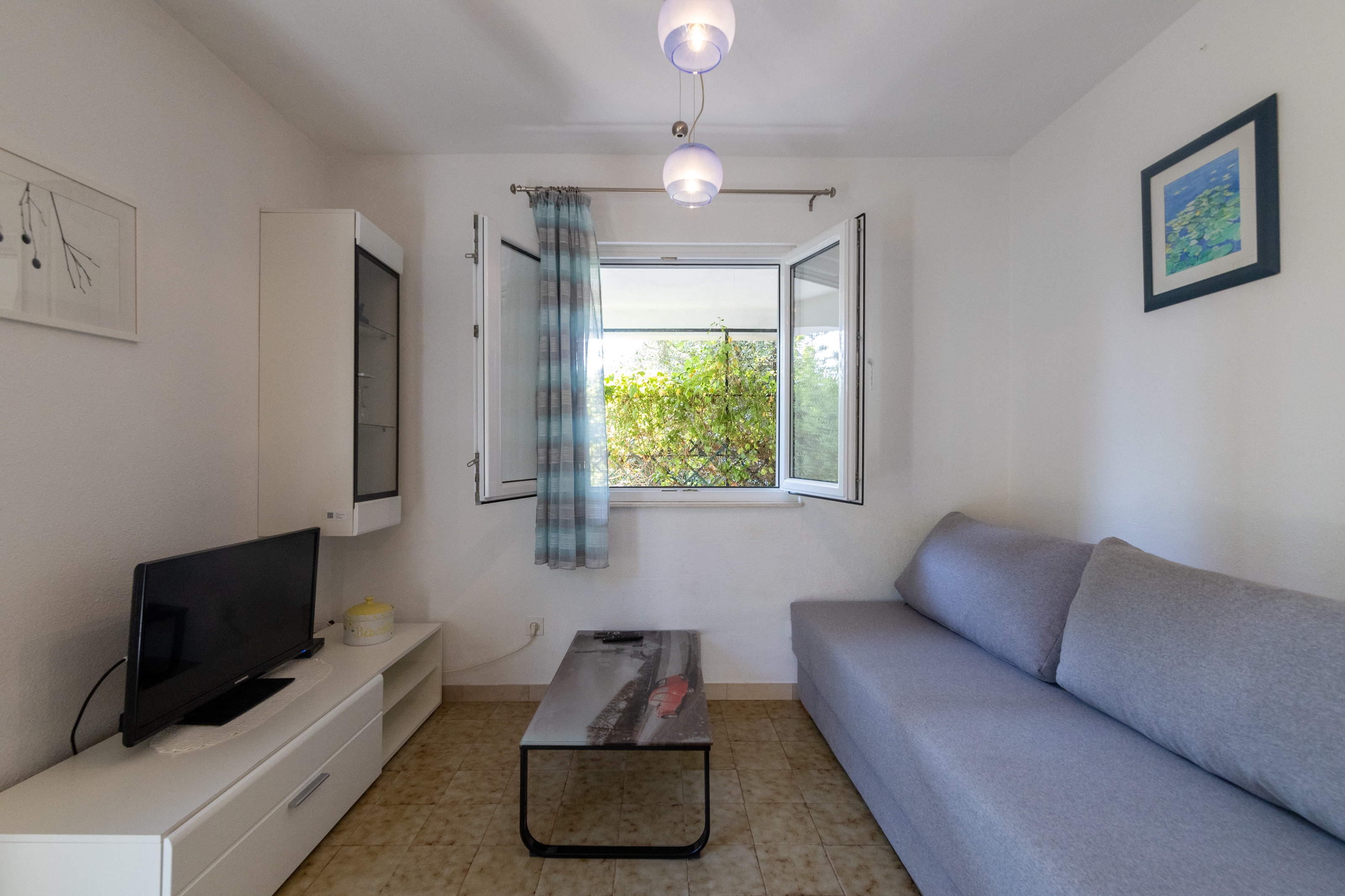 Two bedroom apartment near beach Mudri Dolac, Hvar (A-582-b) Two bedroom apartment near beach Mudri Dolac, Hvar (A-582-b)