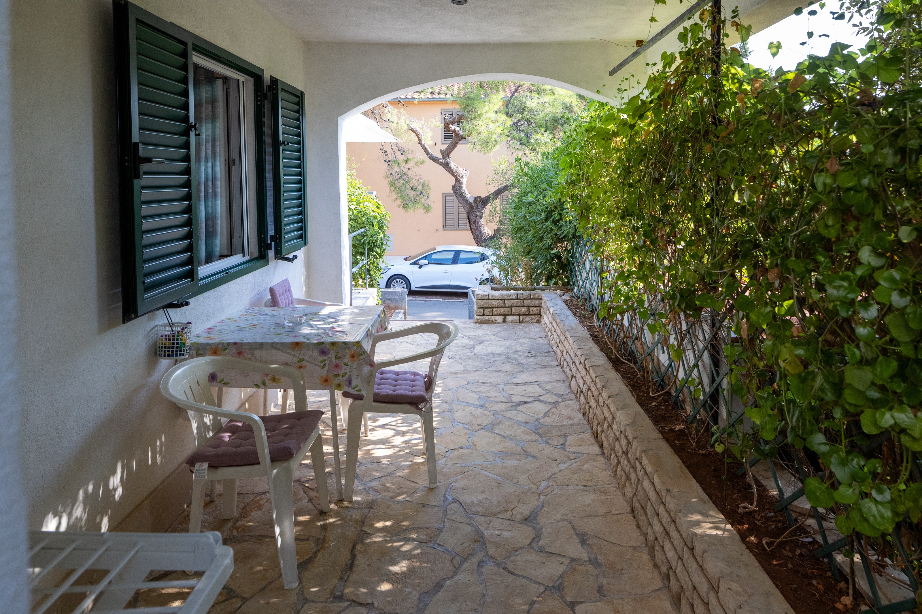Two bedroom apartment near beach Mudri Dolac, Hvar  A-b