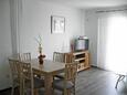 Dining room Sukošan, Dining room in the apartment, air condition available and WiFi.