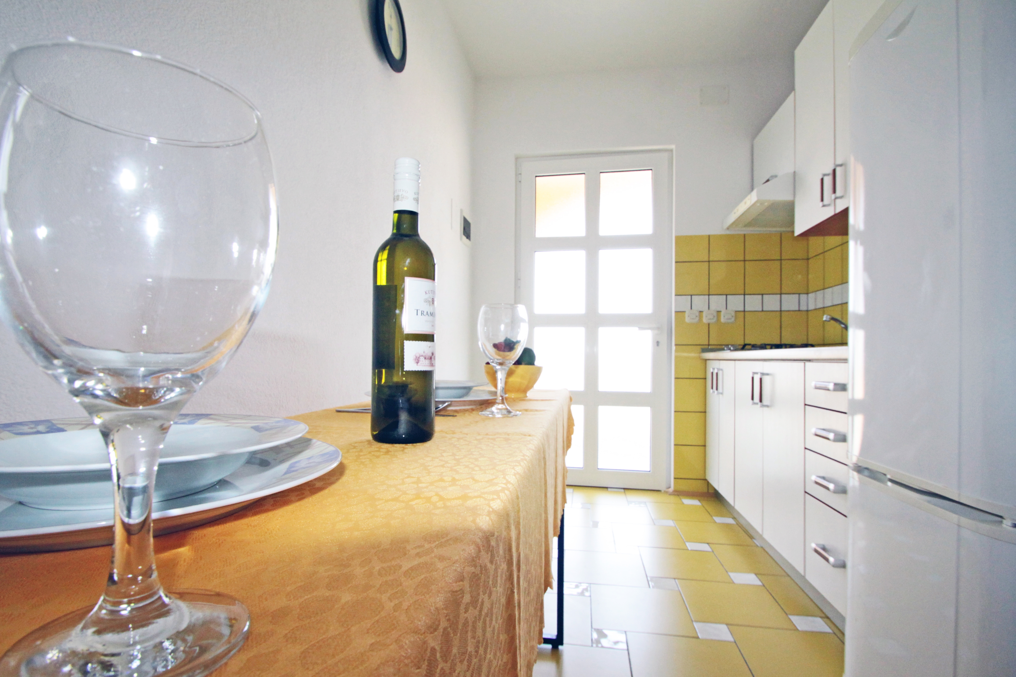 Two bedroom apartment with balcony and sea view Vinjerac, Zadar (A-5824-a)