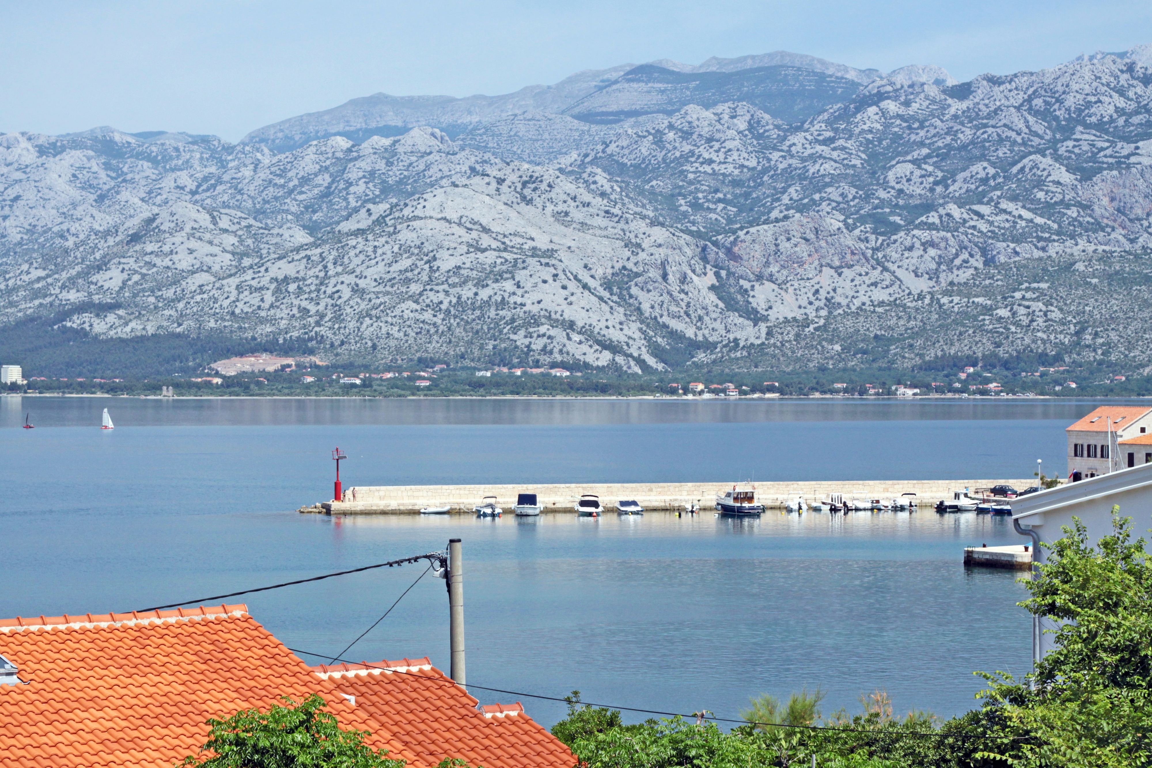 Two bedroom apartment with balcony and sea view Vinjerac, Zadar  A-c