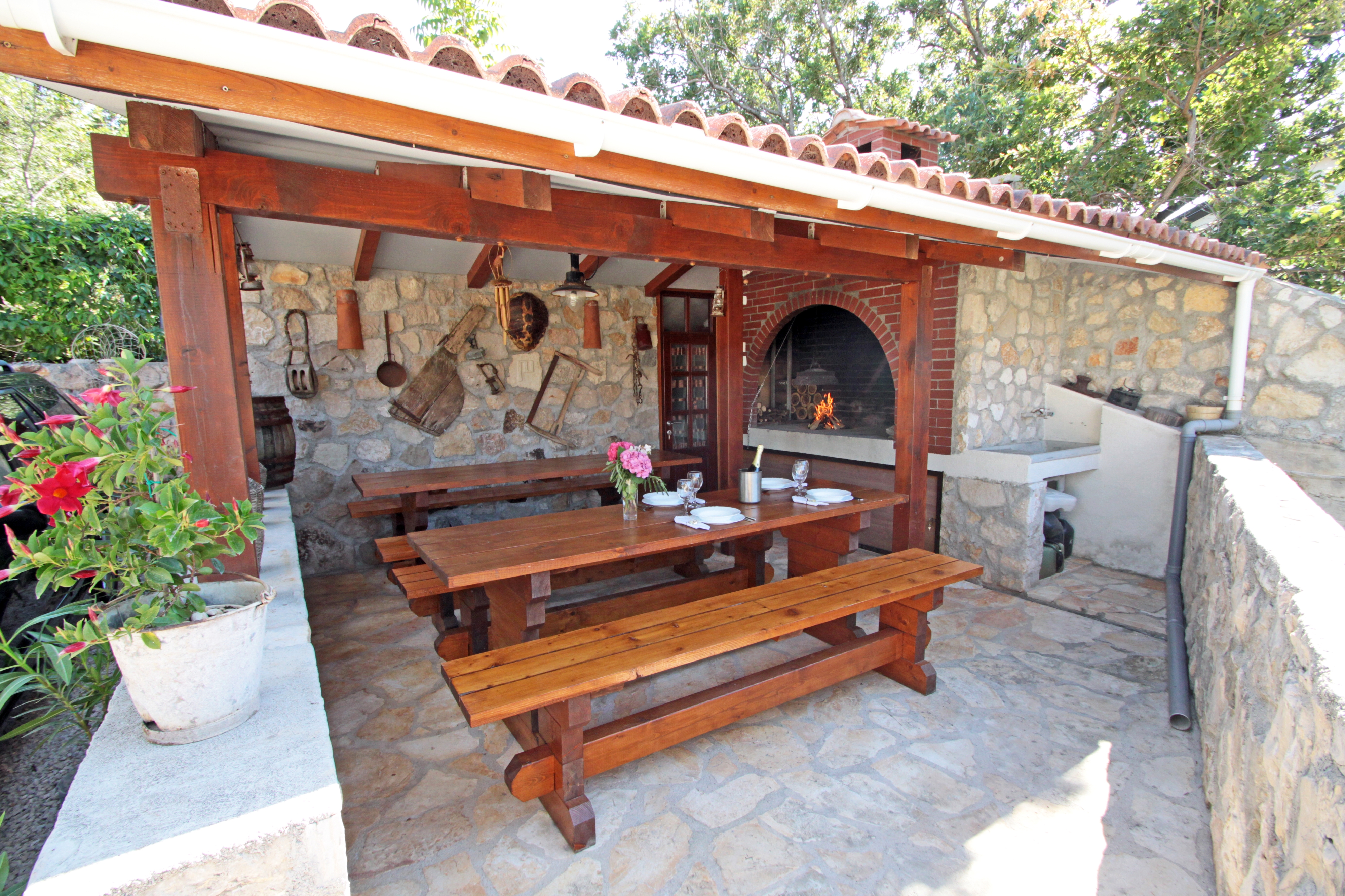 One bedroom apartment with balcony Vinjerac, Zadar (A-5824-d)