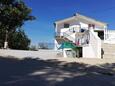 Parking lot Tkon, Pašman, Parking lot 5827 - Apartments with sandy beach.