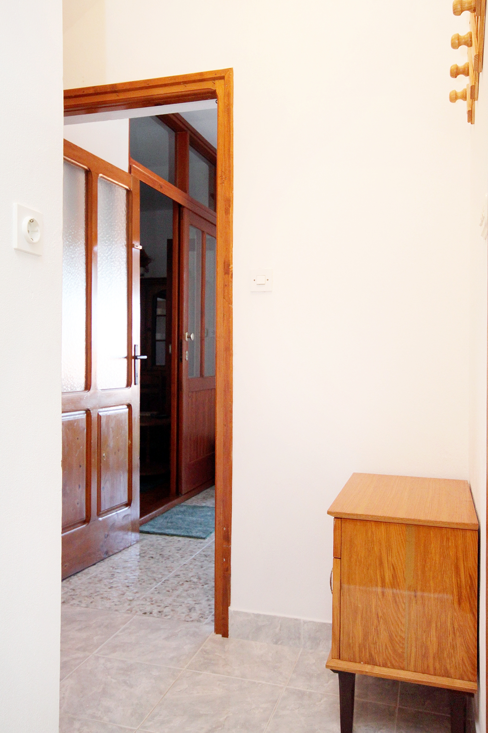 Two bedroom apartment near beach Kali, Ugljan  A-a
