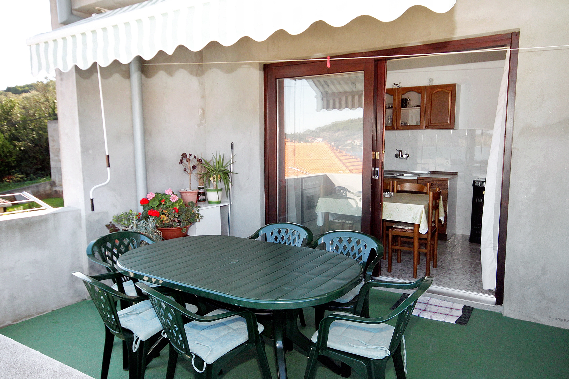 Two bedroom apartment near beach Kali, Ugljan  A-a