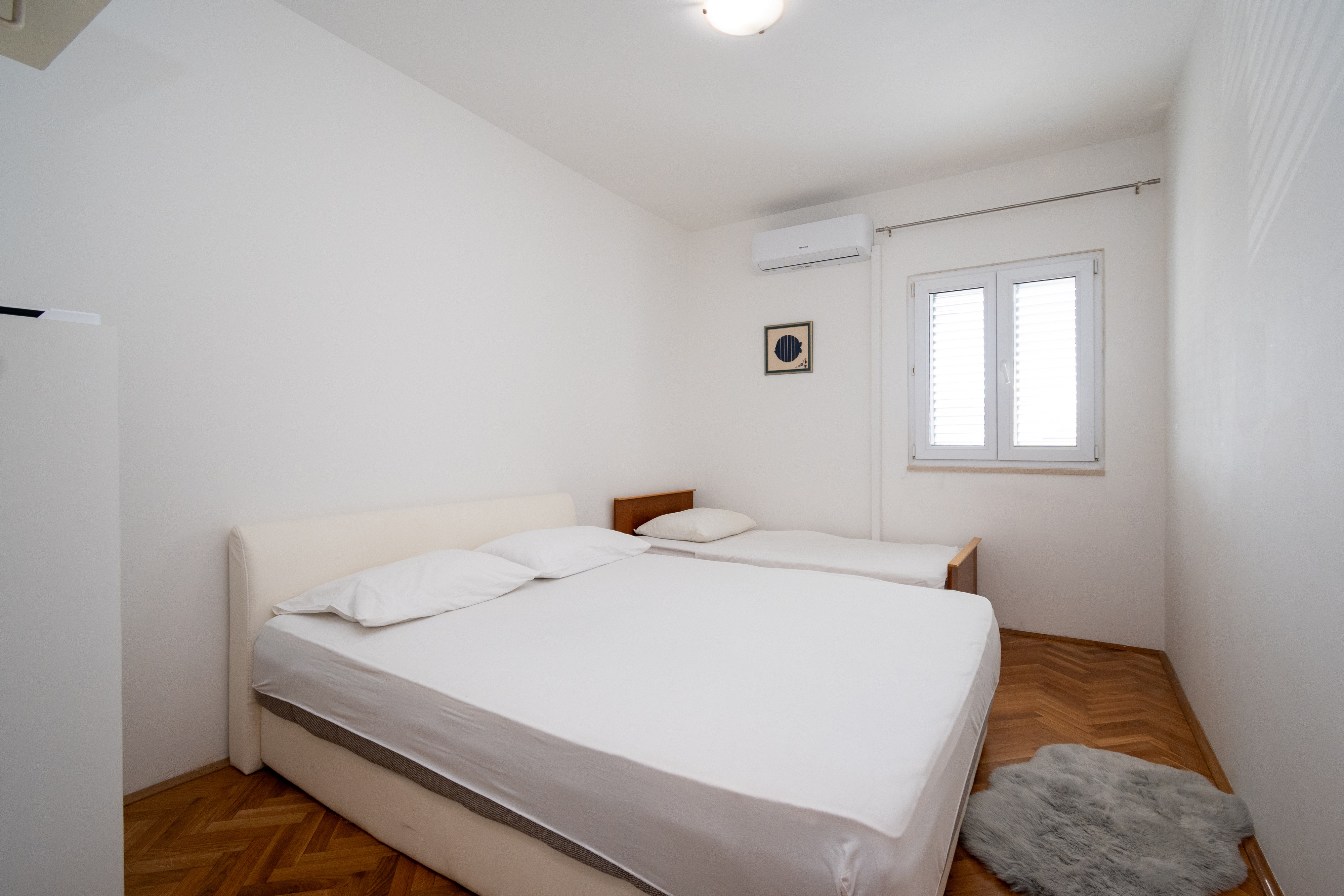 Three bedroom apartment with terrace Ljubač, Zadar  A-a