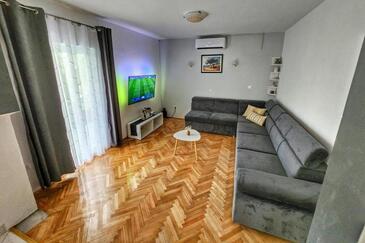 Obývací pokoj 1
