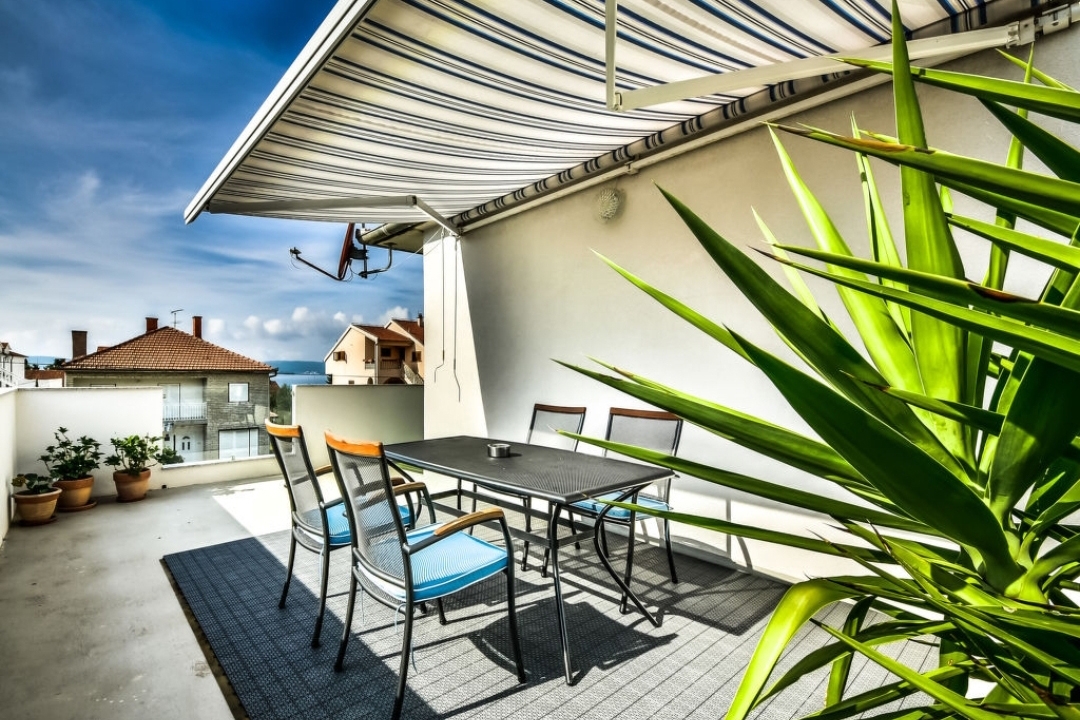 Two bedroom apartment with terrace and sea view Biograd na Moru, Biograd  A-a
