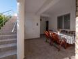 Terrace Nin, Terrace in the apartment, (pet friendly) and WiFi.