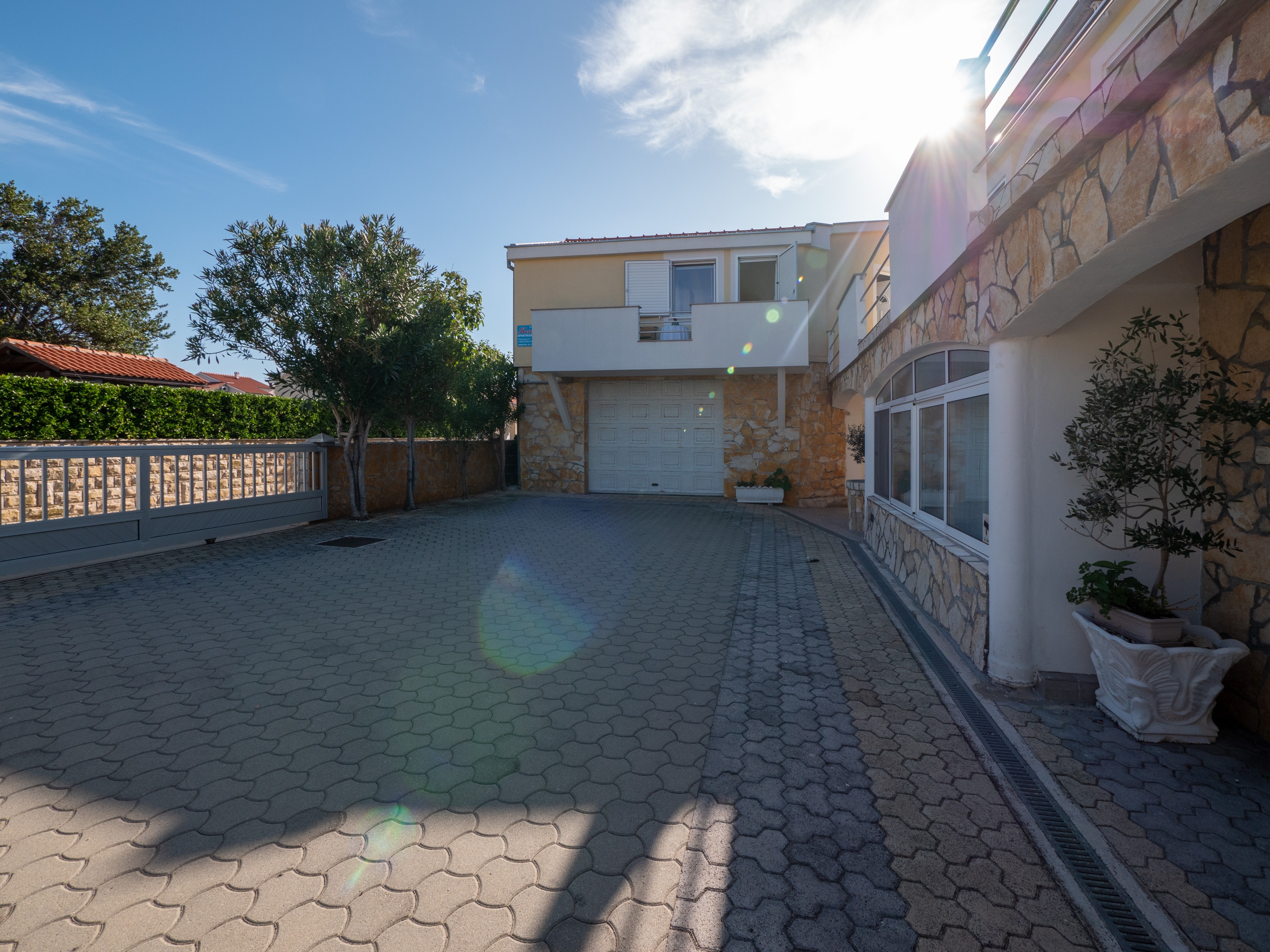 Studio flat with terrace Nin, Zadar  AS-b