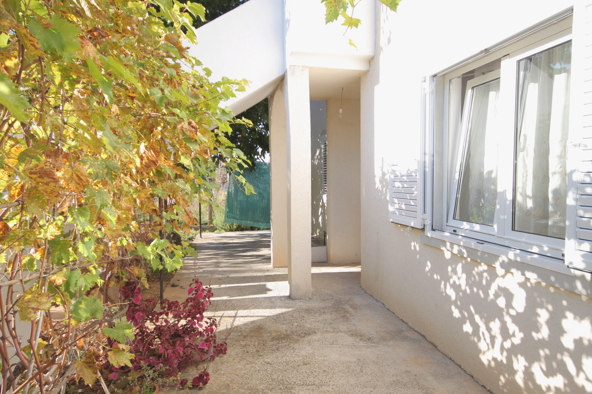 One bedroom apartment near beach Tkon, Pašman  A-a