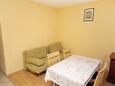 Dining room Vrsi - Mulo, Dining room in the apartment, (pet friendly) and WiFi.