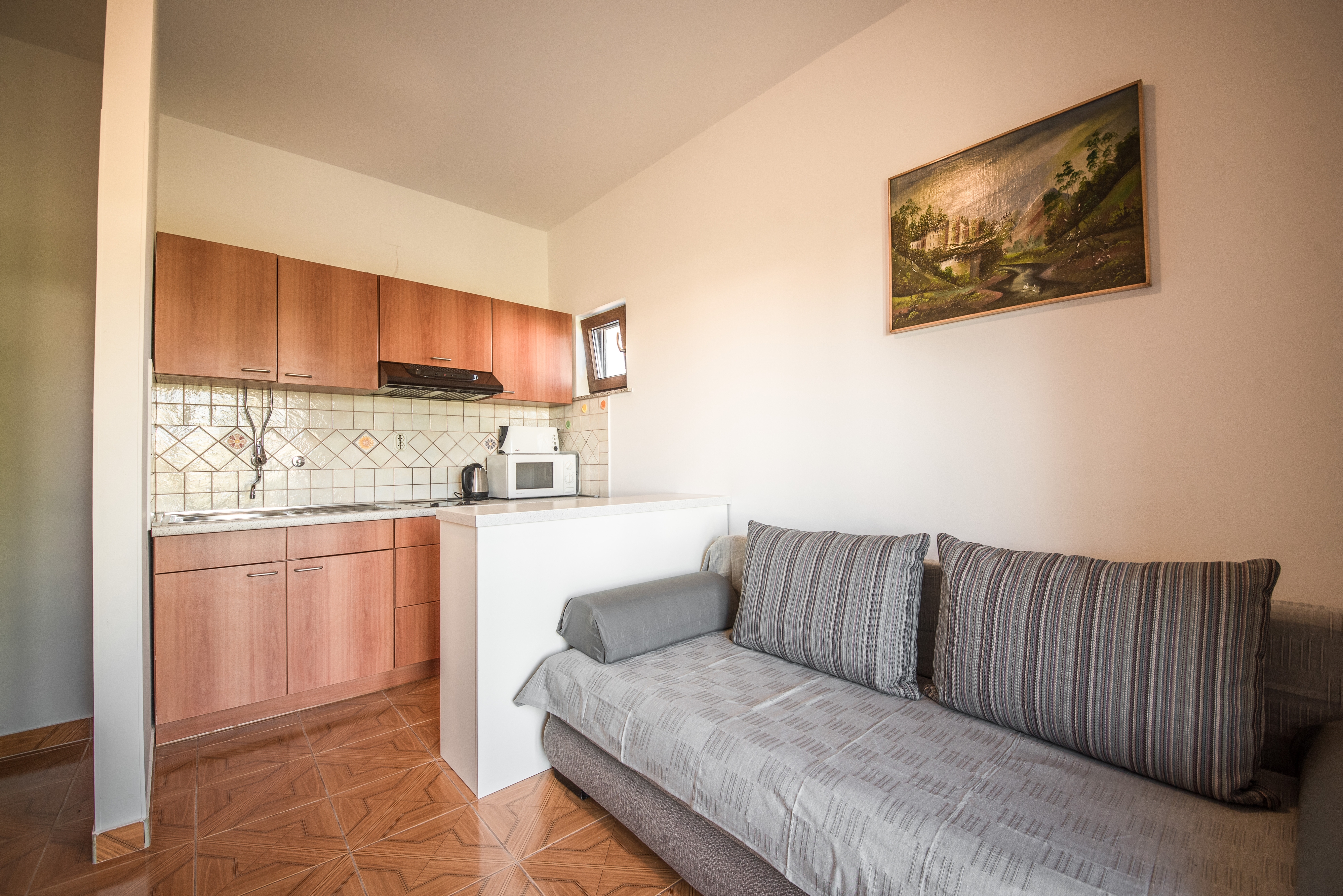 One bedroom apartment near beach Vrsi - Mulo, Zadar (A-5848-c)