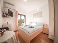 Vrsi - Mulo, Dormitorio in the room, air condition available y WiFi.