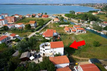 Nin, Zadar, Alloggio 5858 - Appartamenti e camere vicino al mare con la spiaggia sabbiosa.