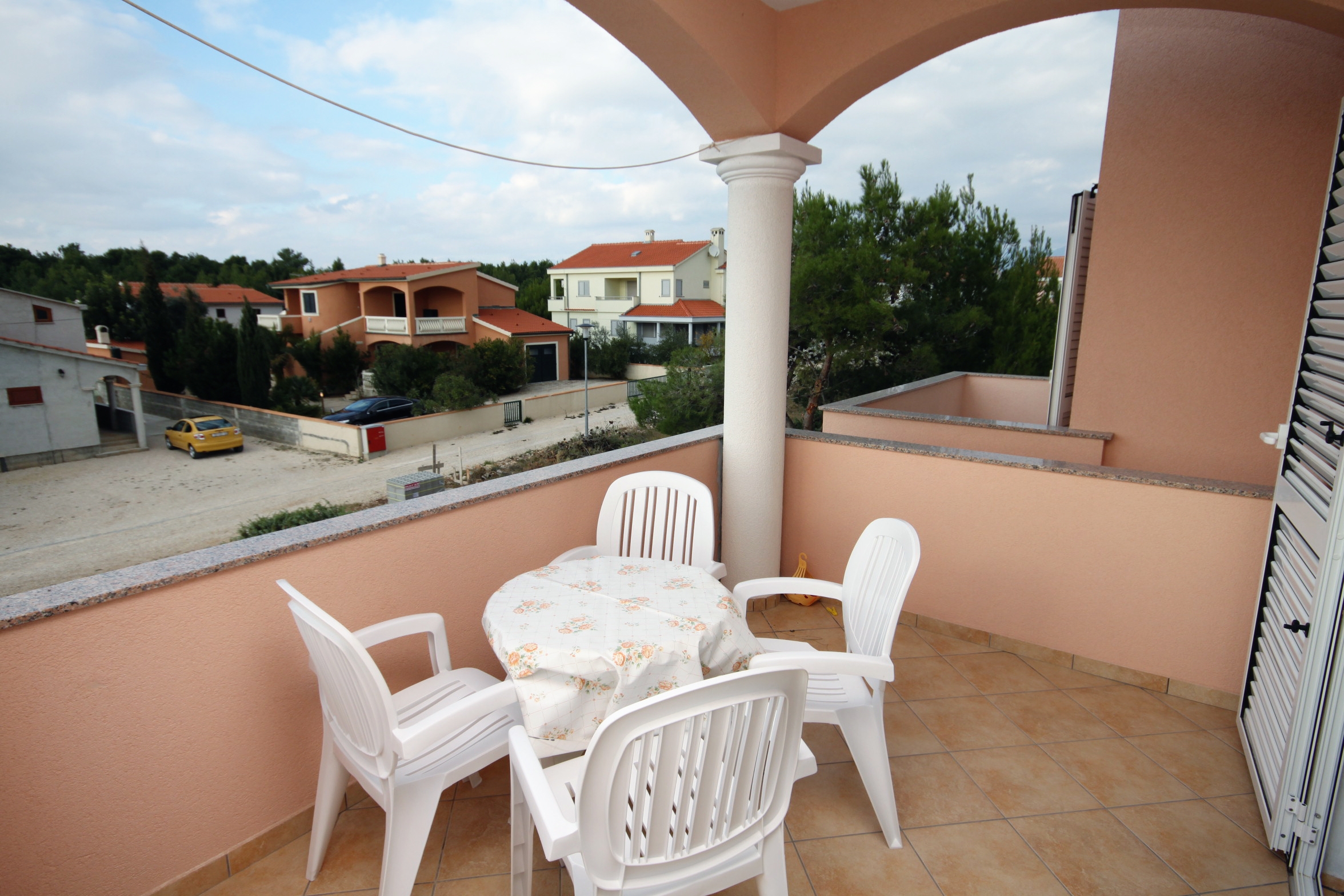 One bedroom apartment with terrace and sea view Vrsi - Mulo, Zadar (A-5860-b)