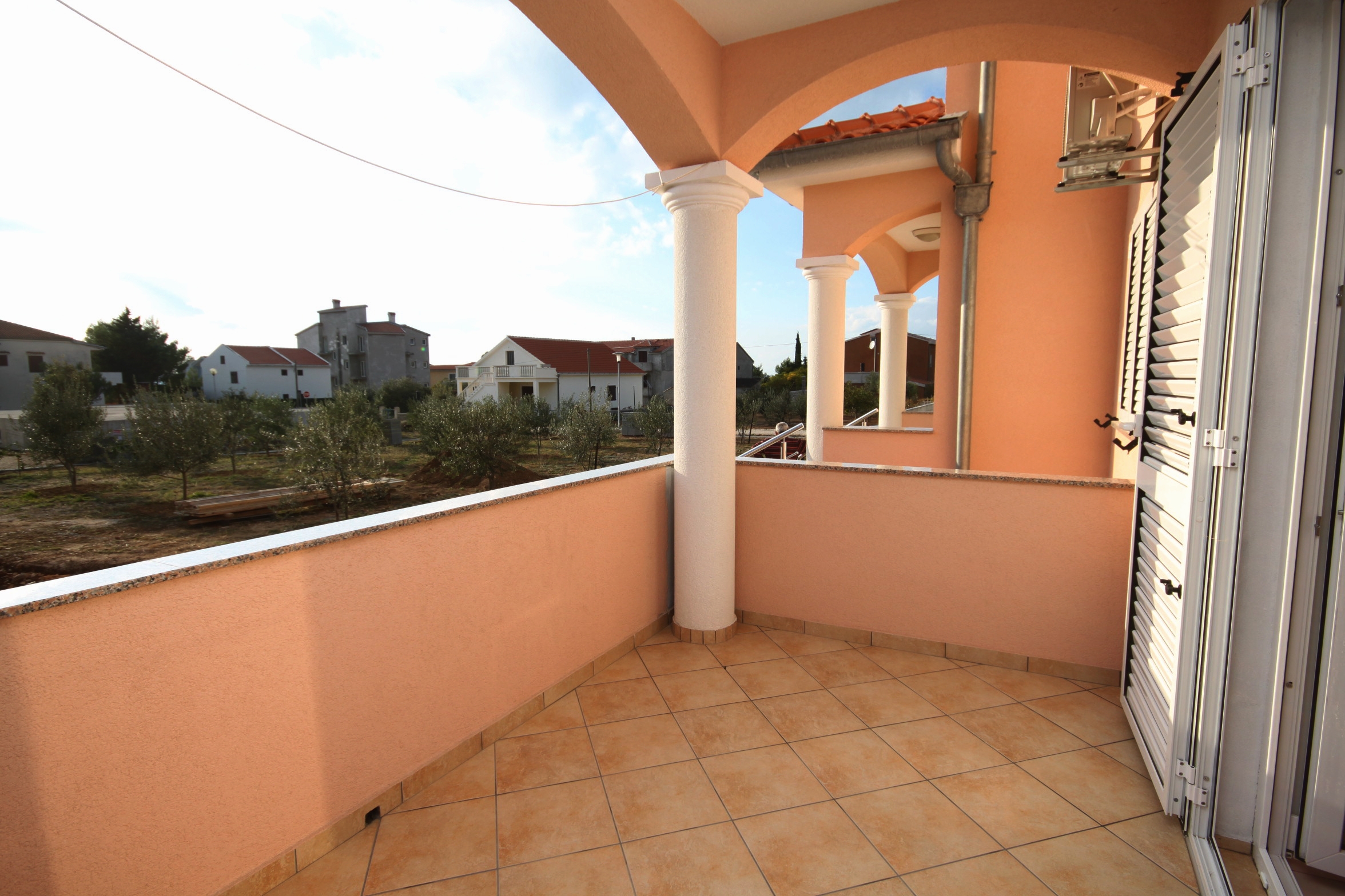 Two bedroom apartment with terrace Vrsi - Mulo, Zadar (A-5860-d) Two bedroom apartment with terrace Vrsi - Mulo, Zadar (A-5860-d)