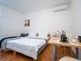 Спальня Sukošan, Спальня в размещении типа studio-apartment, WiFi.