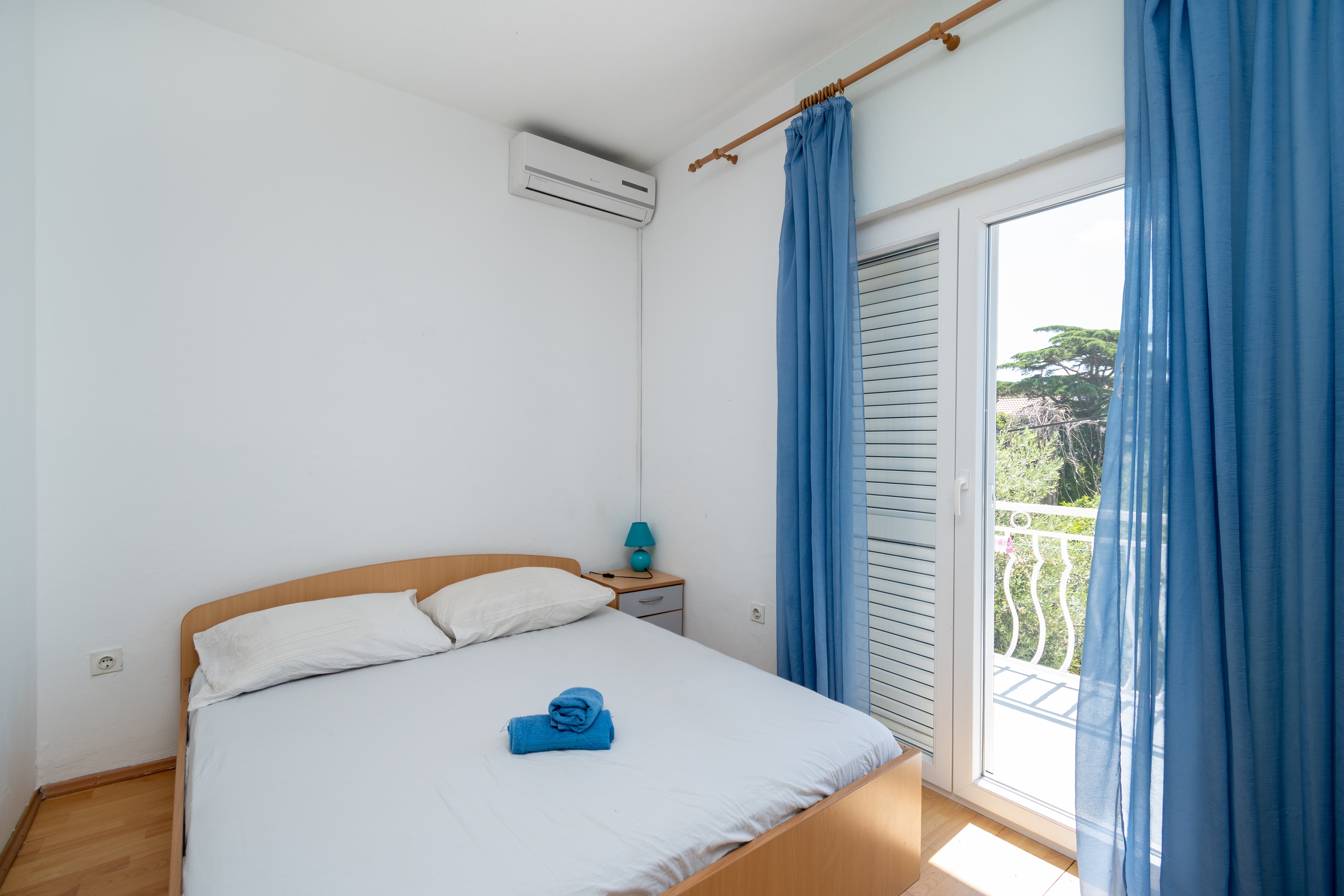 Two bedroom apartment near beach Bibinje, Zadar  A-a