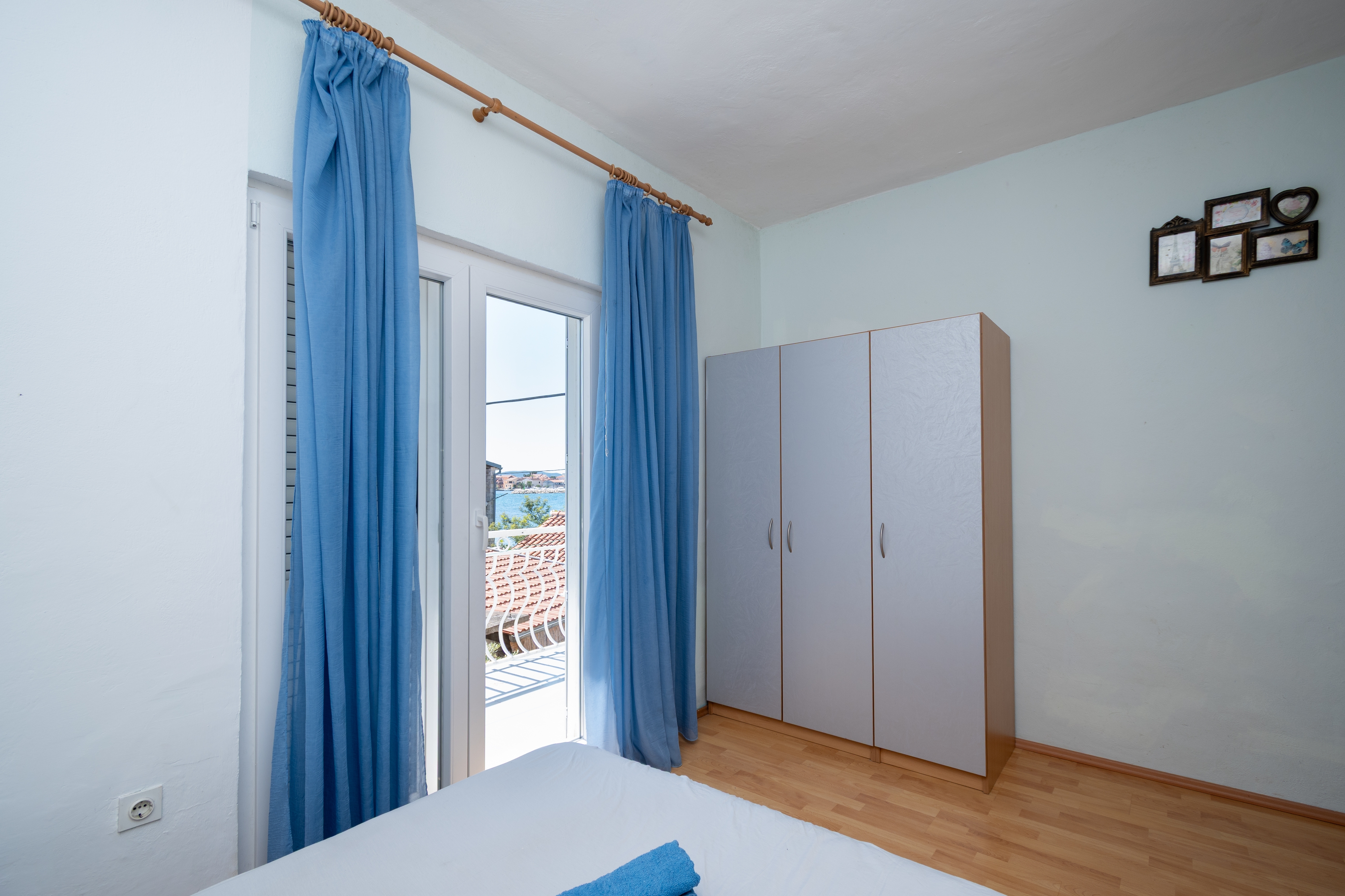 Two bedroom apartment near beach Bibinje, Zadar  A-a