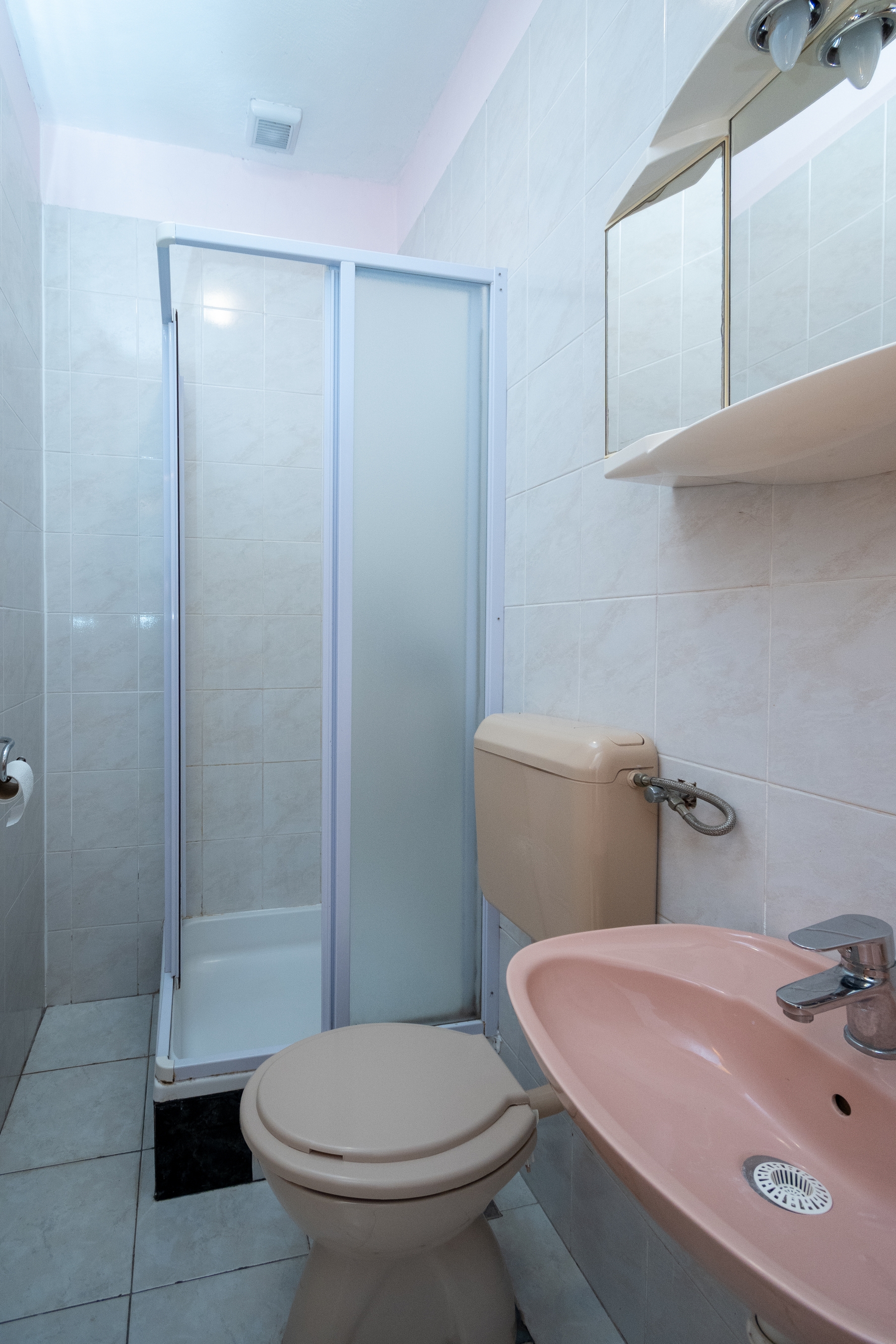 Two bedroom apartment near beach Bibinje, Zadar  A-b