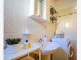 Zadar, Bathroom in the apartment, (pet friendly) and WiFi.