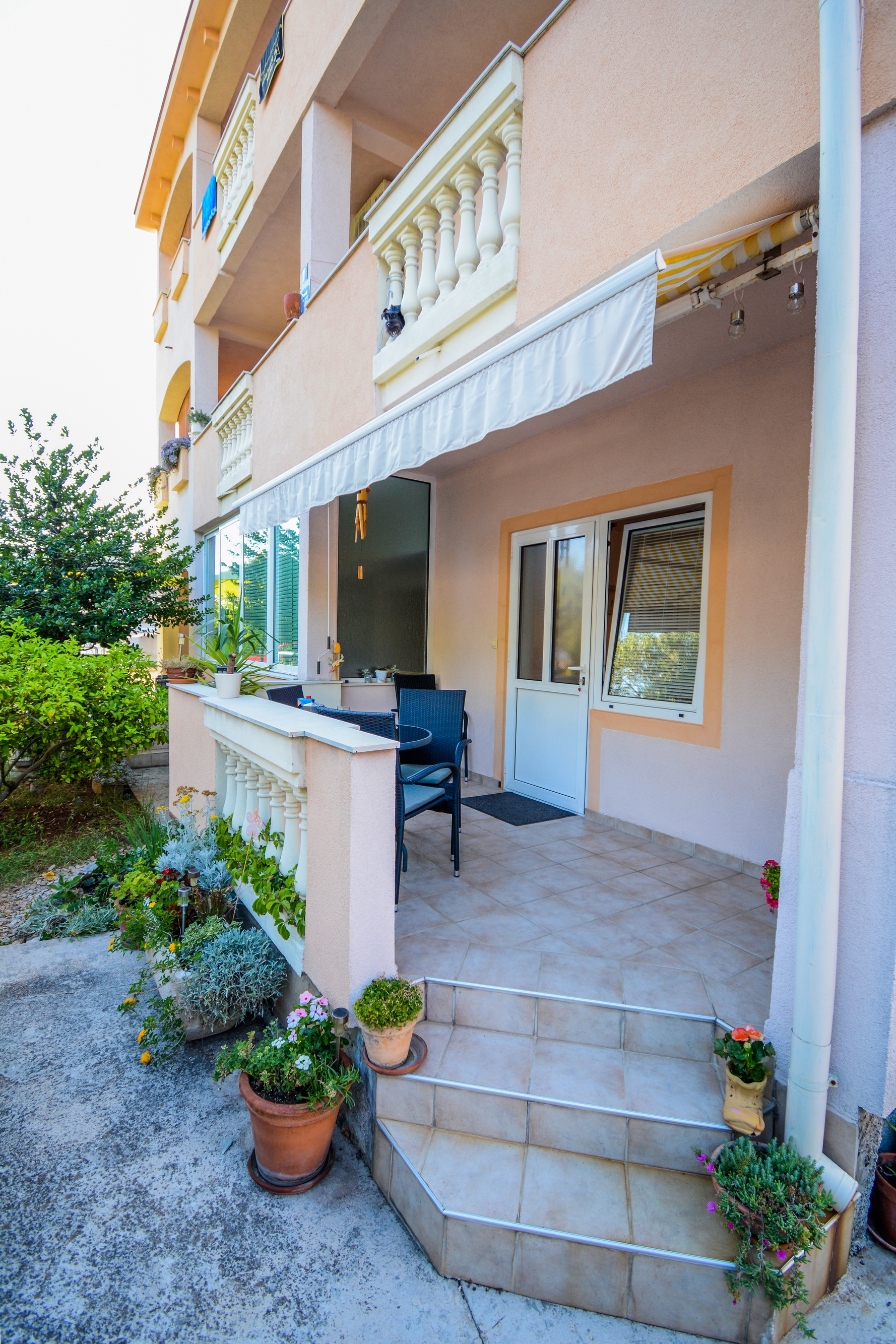 Two bedroom apartment with terrace Zadar  A-a