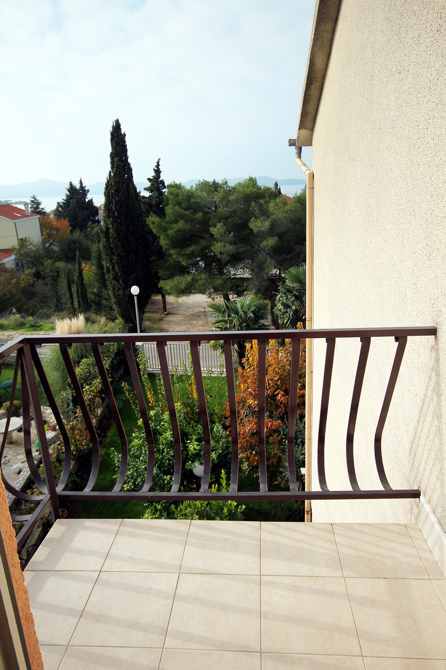 Two bedroom apartment with terrace and sea view Zadar - Diklo, Zadar  A-a