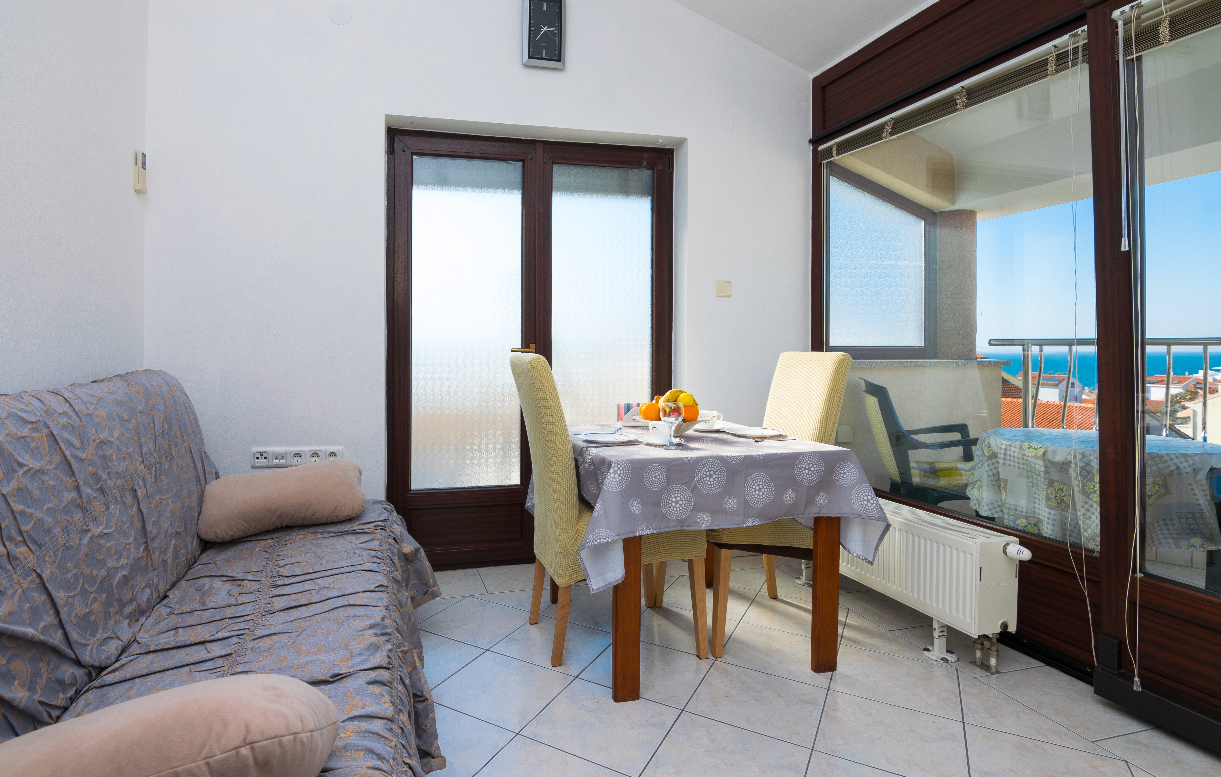 One bedroom apartment with terrace and sea view Zadar - Diklo, Zadar (A-5887-c)