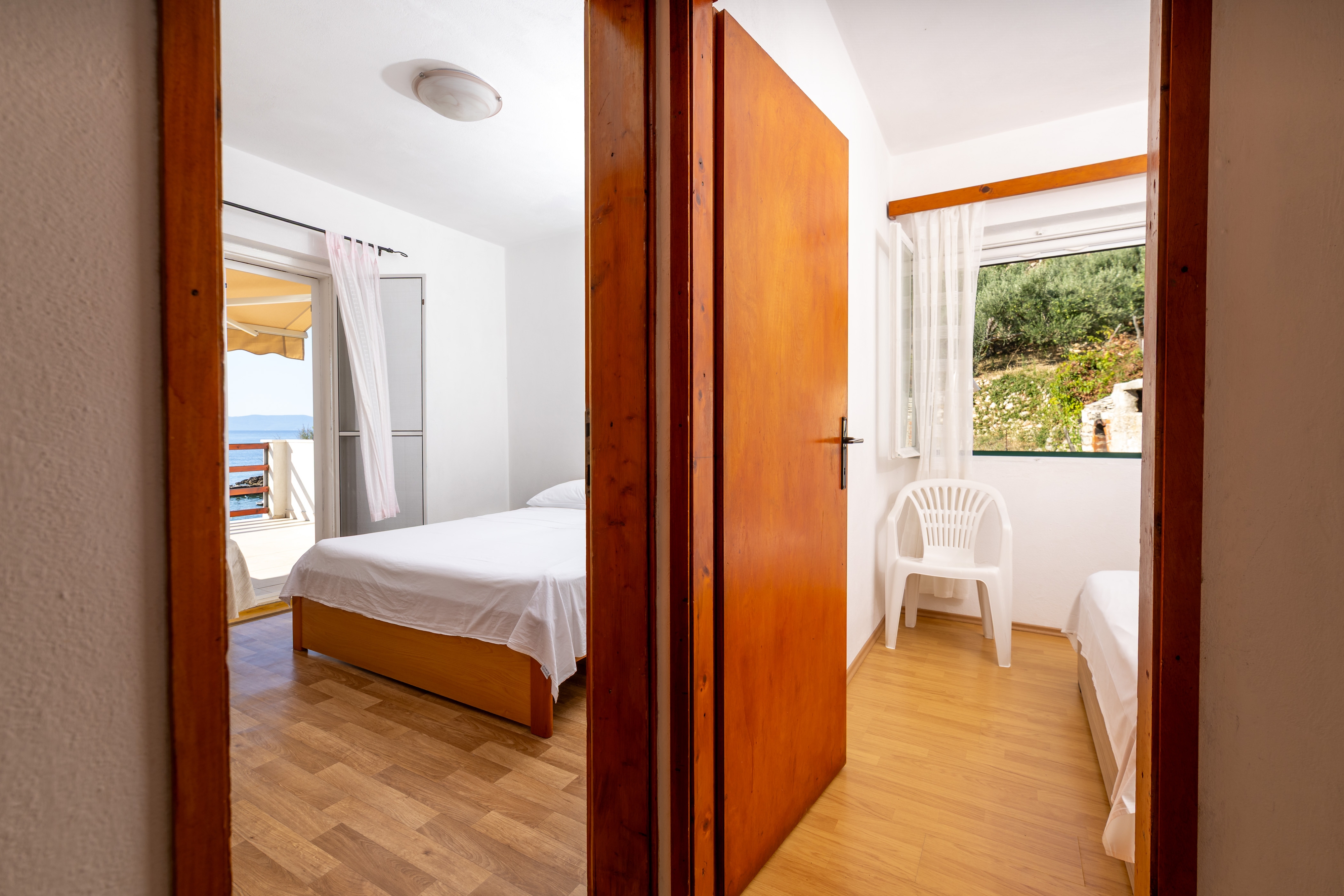 Two bedroom apartment near beach Cove Torac, Hvar  A-a