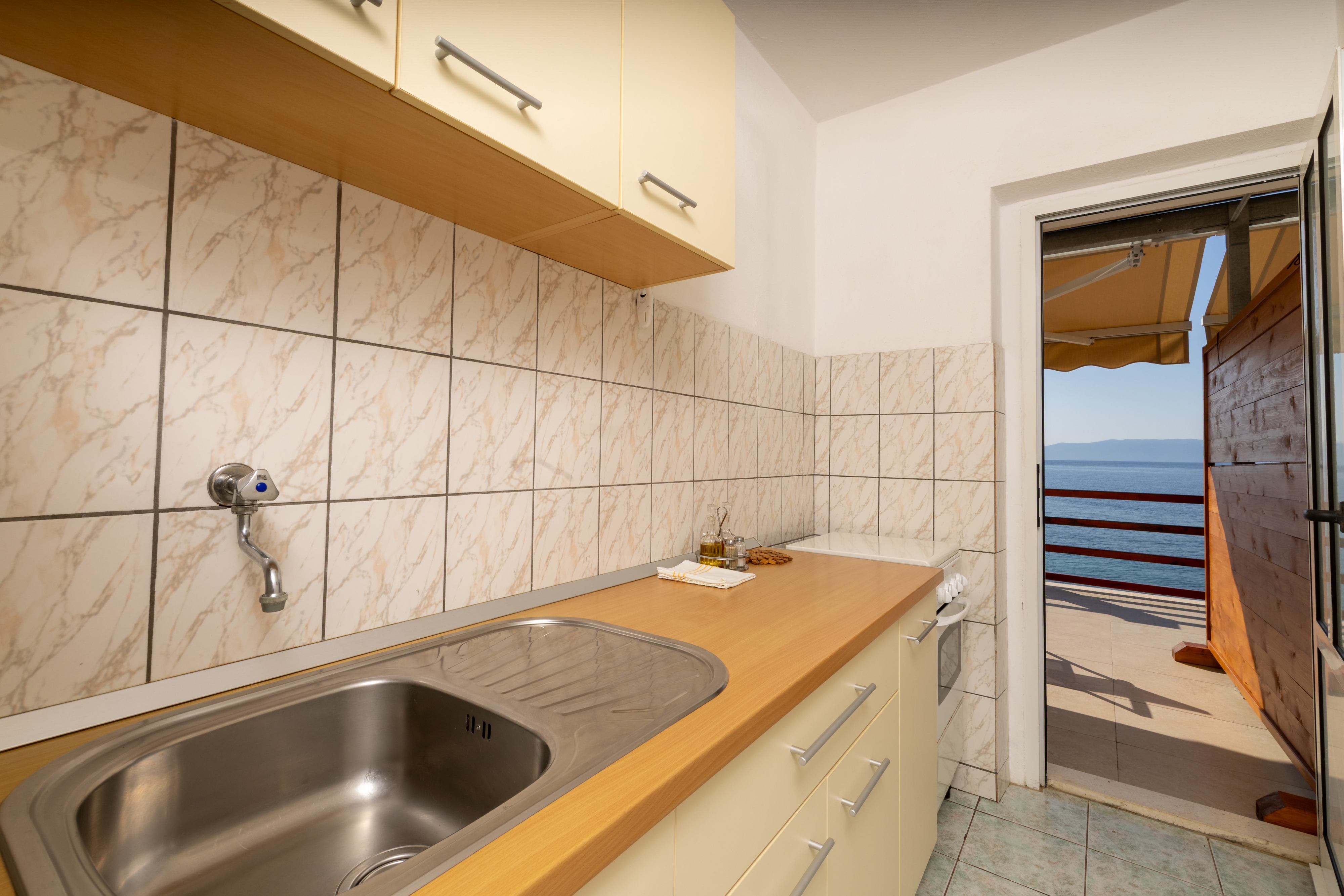 Two bedroom apartment near beach Cove Torac, Hvar (A-589-b)