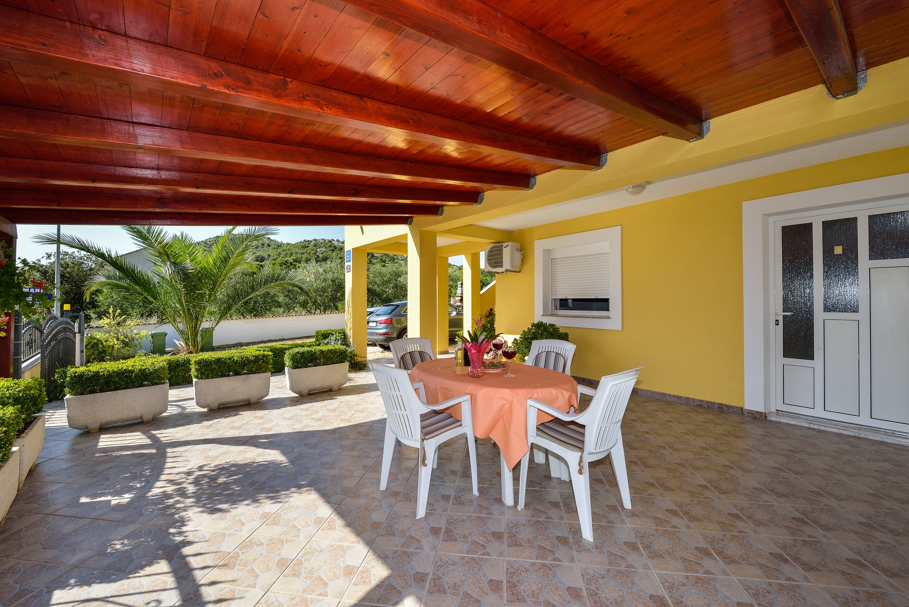 Two bedroom apartment with terrace and sea view Drage, Biograd  A-a