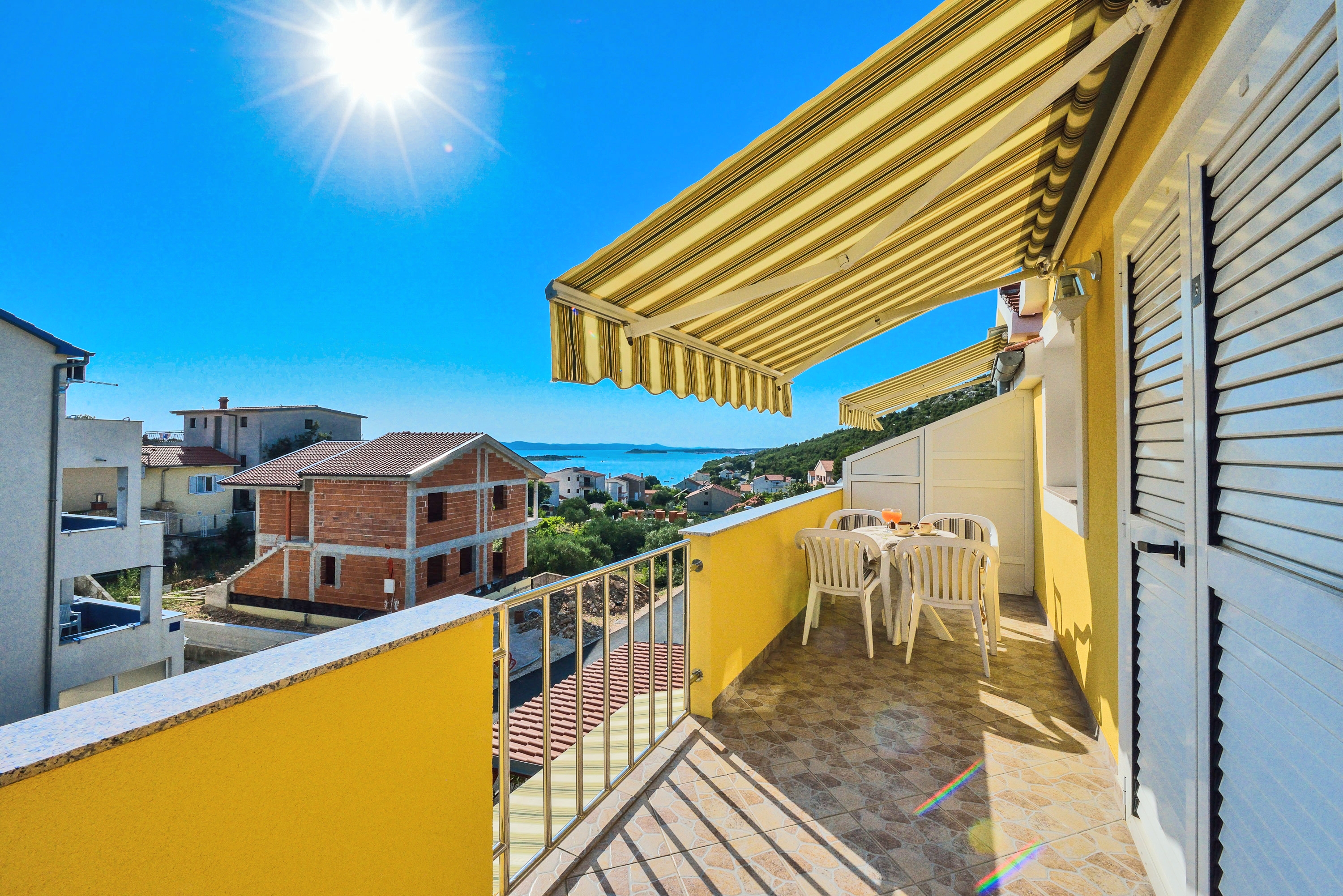 One bedroom apartment with terrace and sea view Drage, Biograd  A-c