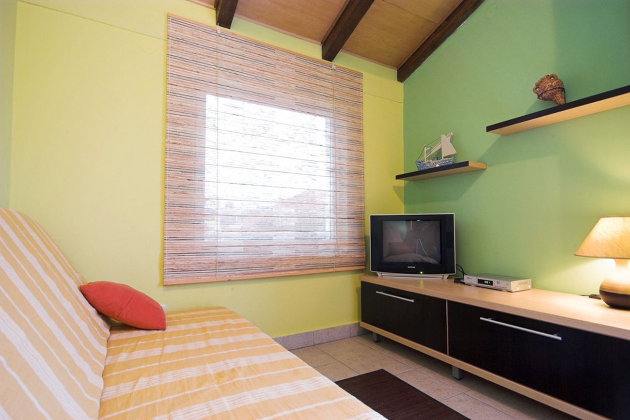 One bedroom apartment with terrace Sukošan, Zadar (A-5906-c) One bedroom apartment with terrace Sukošan, Zadar (A-5906-c)