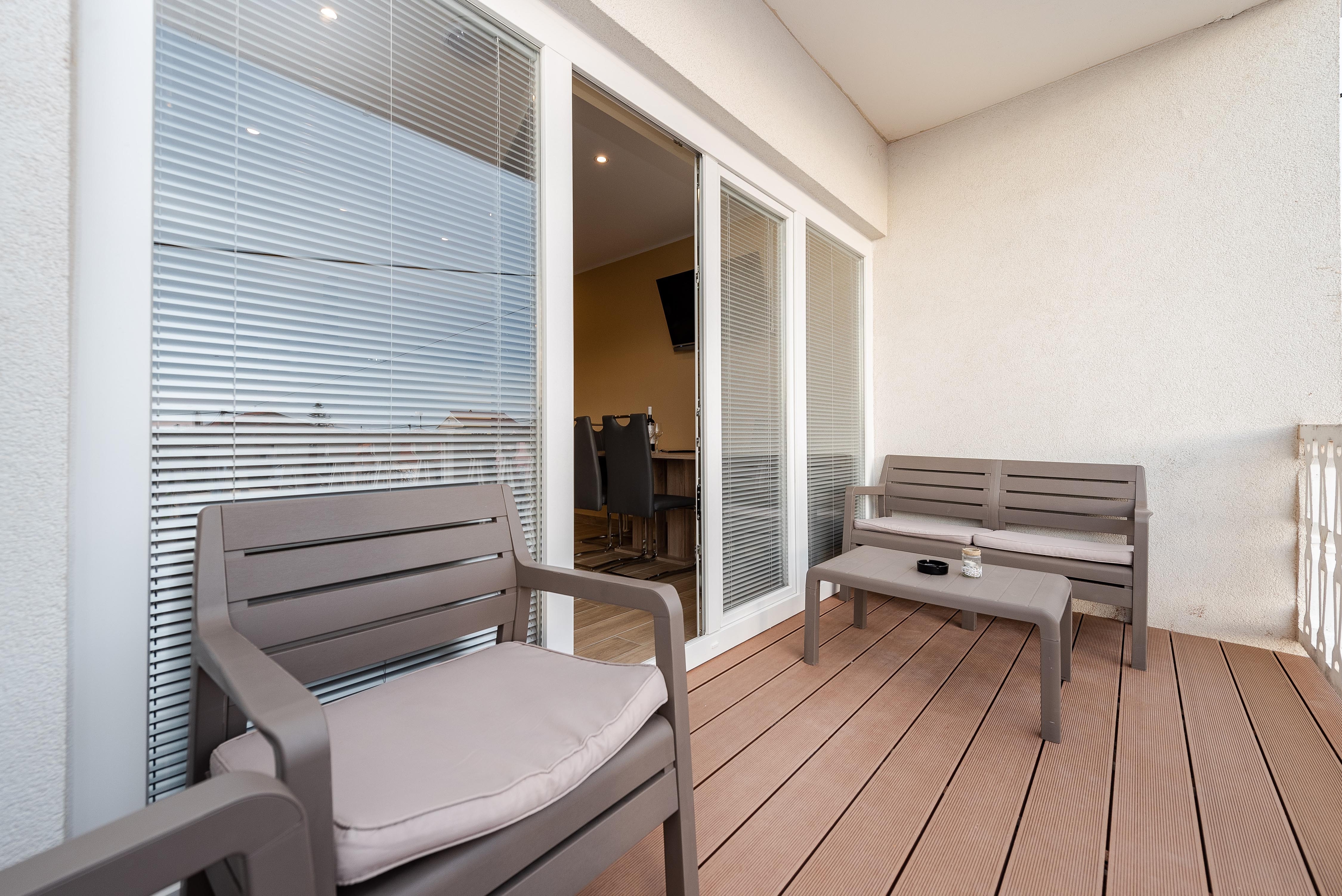 Two bedroom apartment with terrace and sea view Sukošan, Zadar  A-d