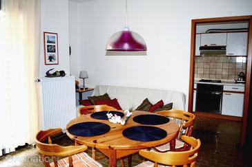 Dining room Zadar - Diklo, Dining room in the apartment.