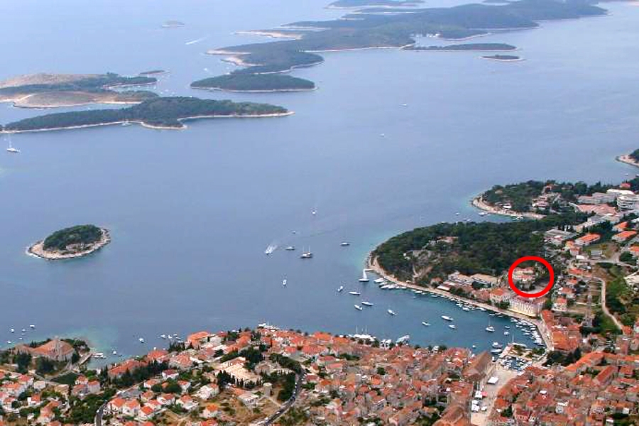 Studio S teraso in pogledom na morje Hvar  AS-a