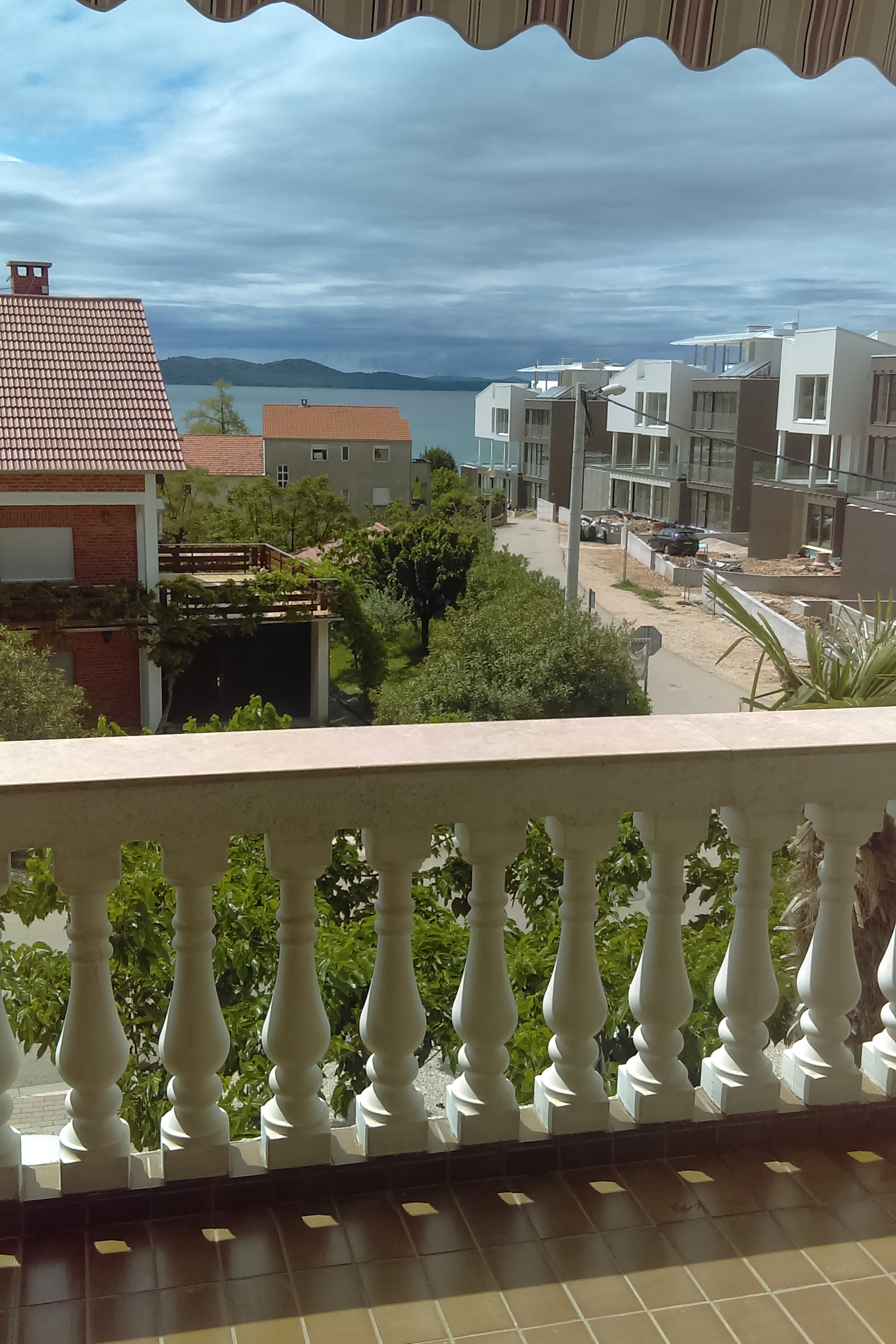 Two bedroom apartment with terrace and sea view Zadar - Diklo, Zadar  A-a