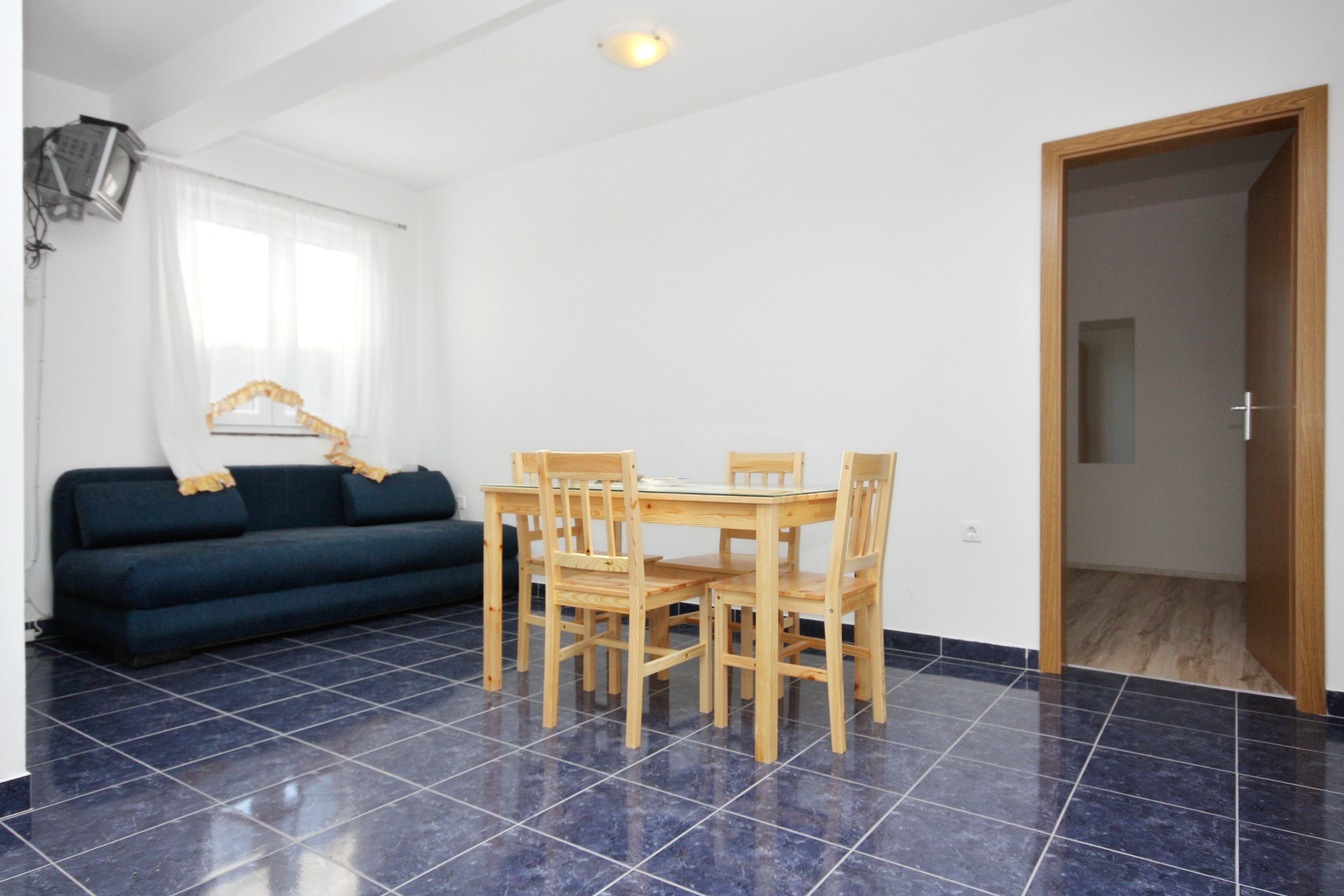 One bedroom apartment with balcony and sea view Bibinje, Zadar (A-5916-b)