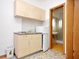 Bibinje, Kitchen in the apartment, (pet friendly) and WiFi.