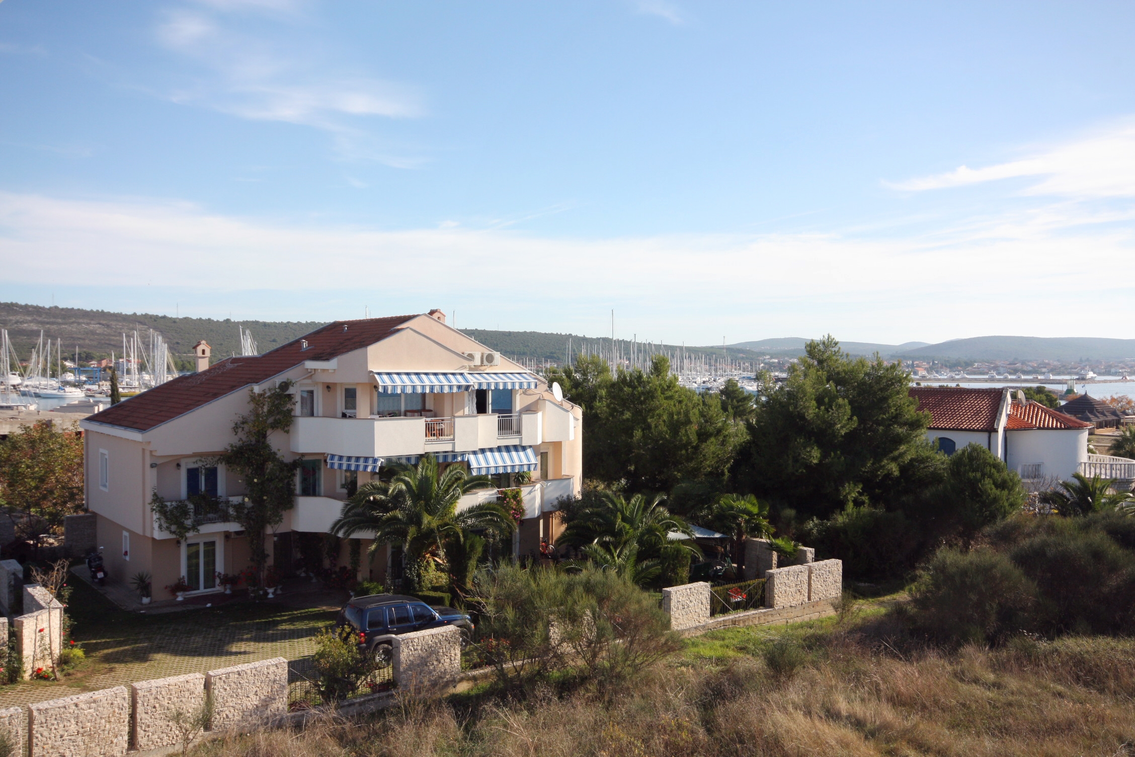 Studio flat with balcony and sea view Bibinje, Zadar (AS-5916-c)