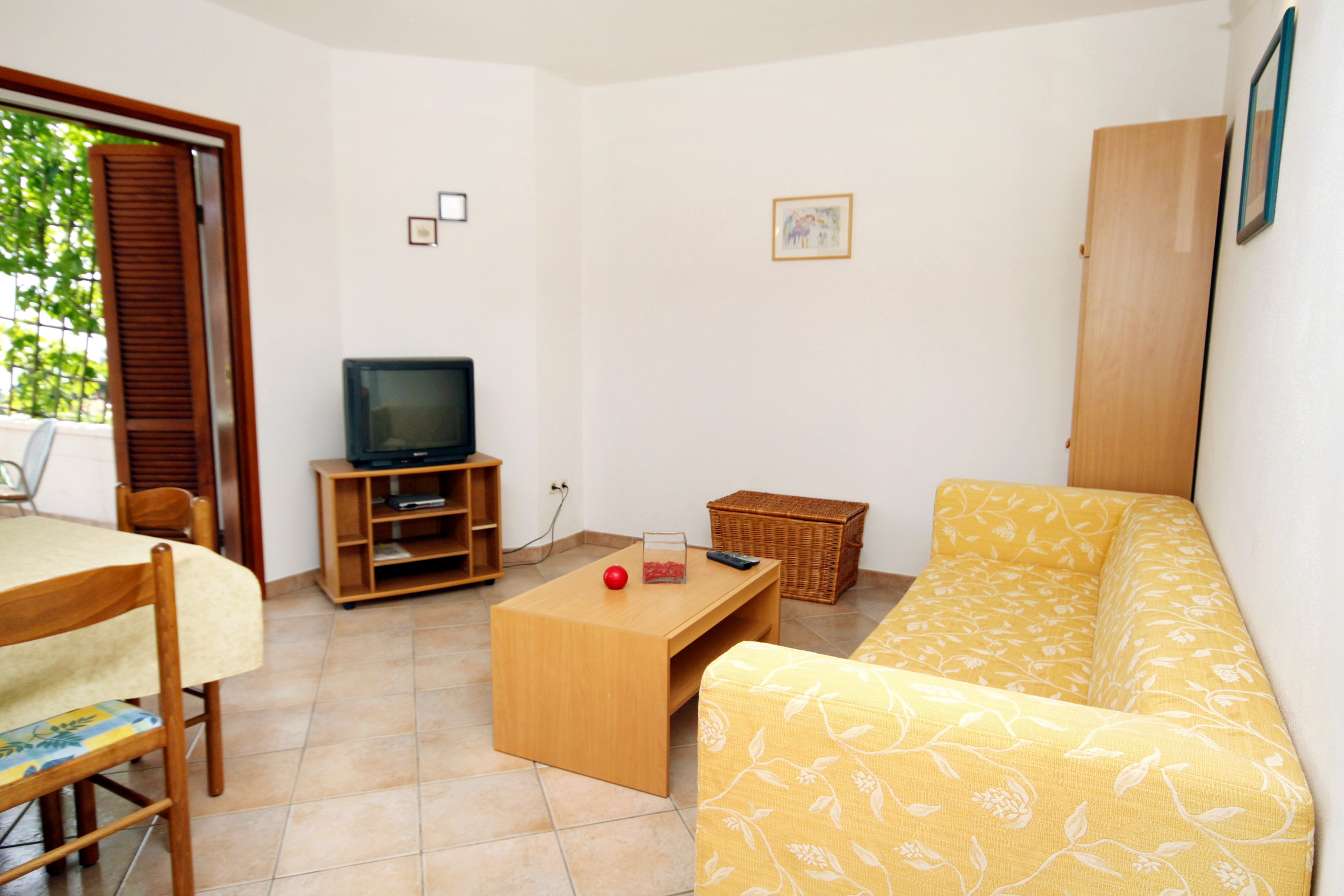 Two bedroom apartment with terrace and sea view Ivan Dolac, Hvar (A-592-a)