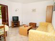 Ivan Dolac, Sala de estar in the apartment, (pet friendly) y WiFi.