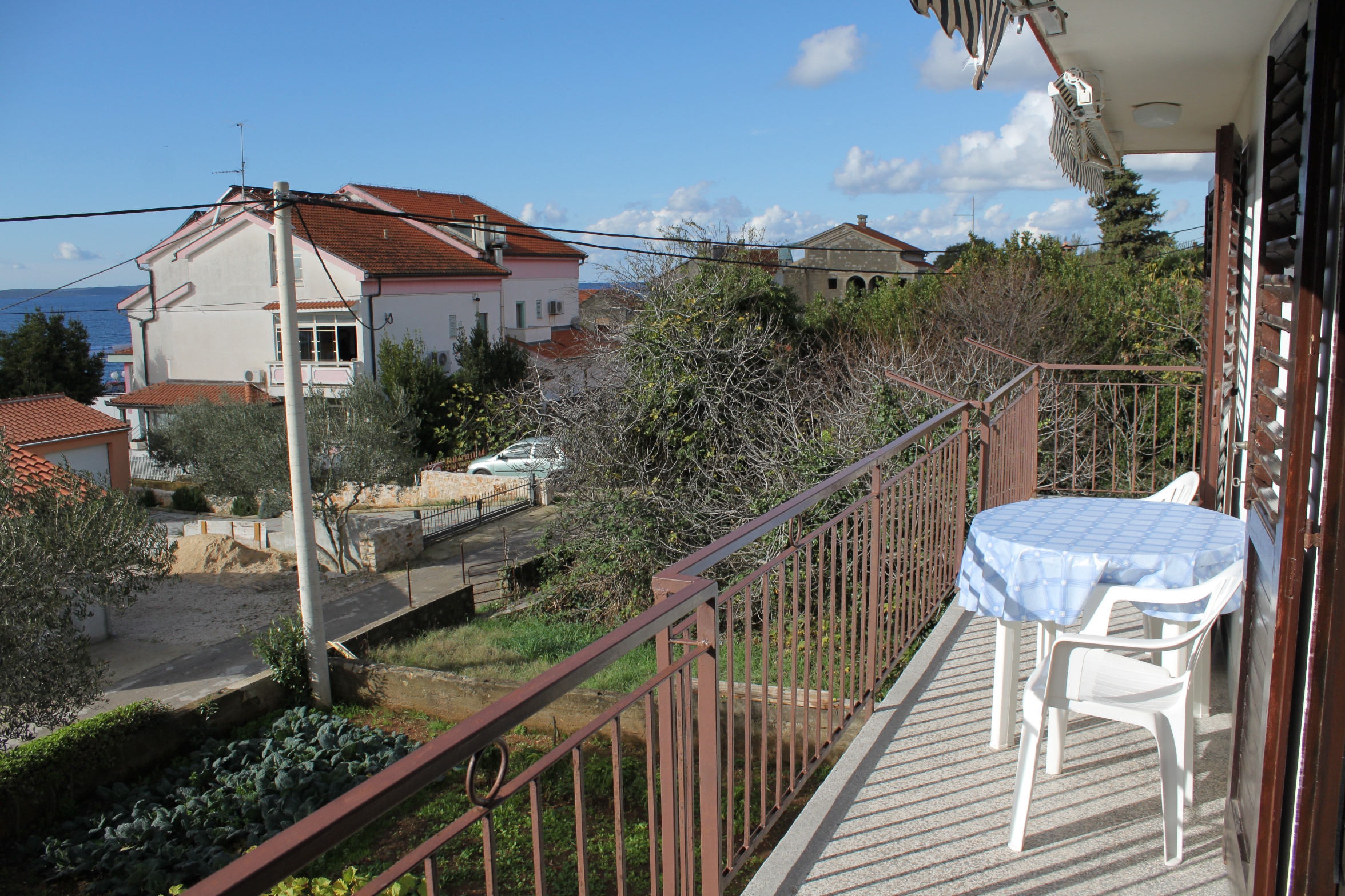 Two bedroom apartment with balcony and sea view Zadar - Diklo, Zadar  A-a