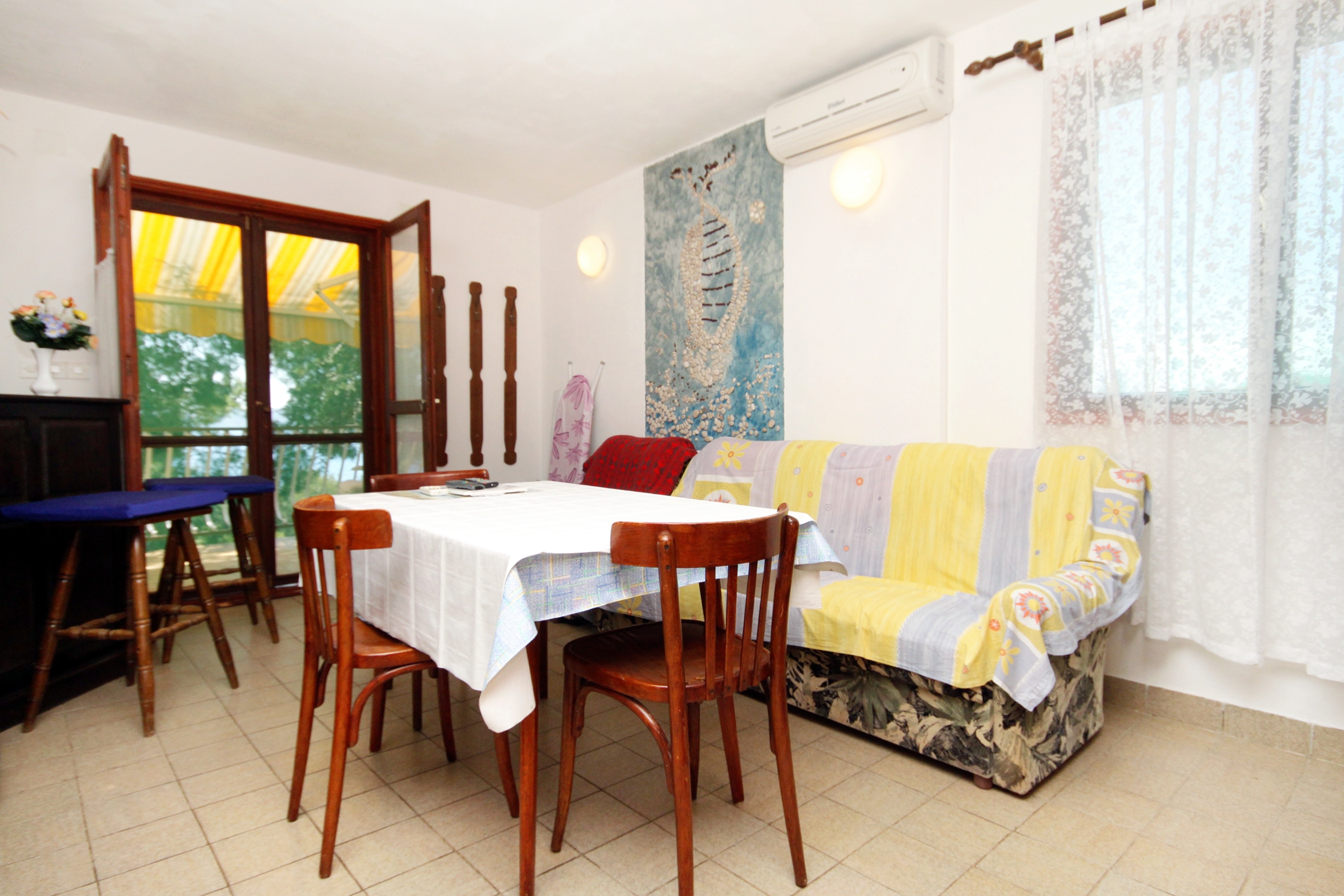 Two bedroom apartment with terrace and sea view Zavala, Hvar (A-594-b)