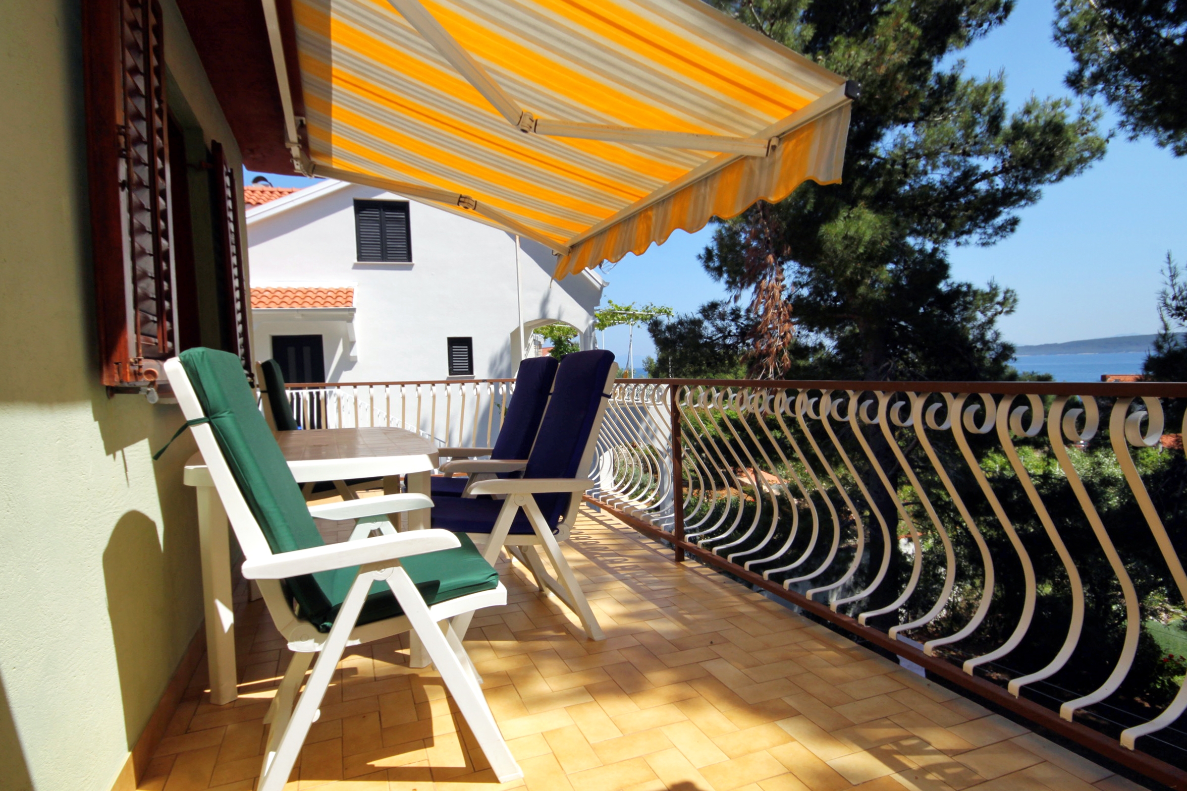 Two bedroom apartment with terrace and sea view Zavala, Hvar  A-b