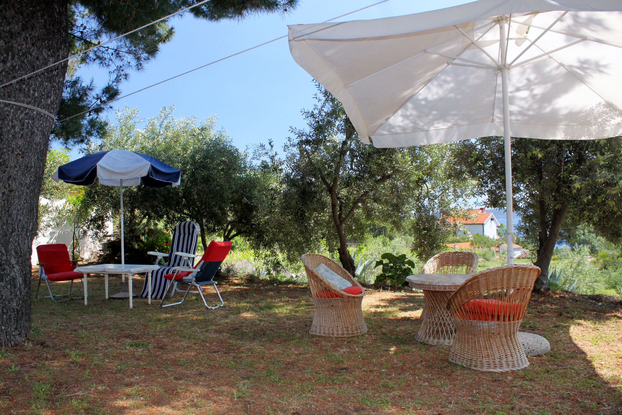 Two bedroom apartment with terrace and sea view Zavala, Hvar (A-594-b) Two bedroom apartment with terrace and sea view Zavala, Hvar (A-594-b)